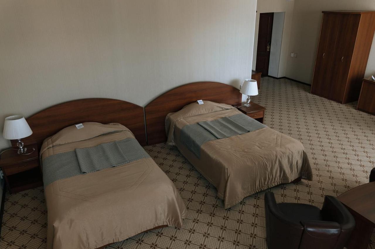 Medeu Hotel คอสตาเนย์ ภายนอก รูปภาพ