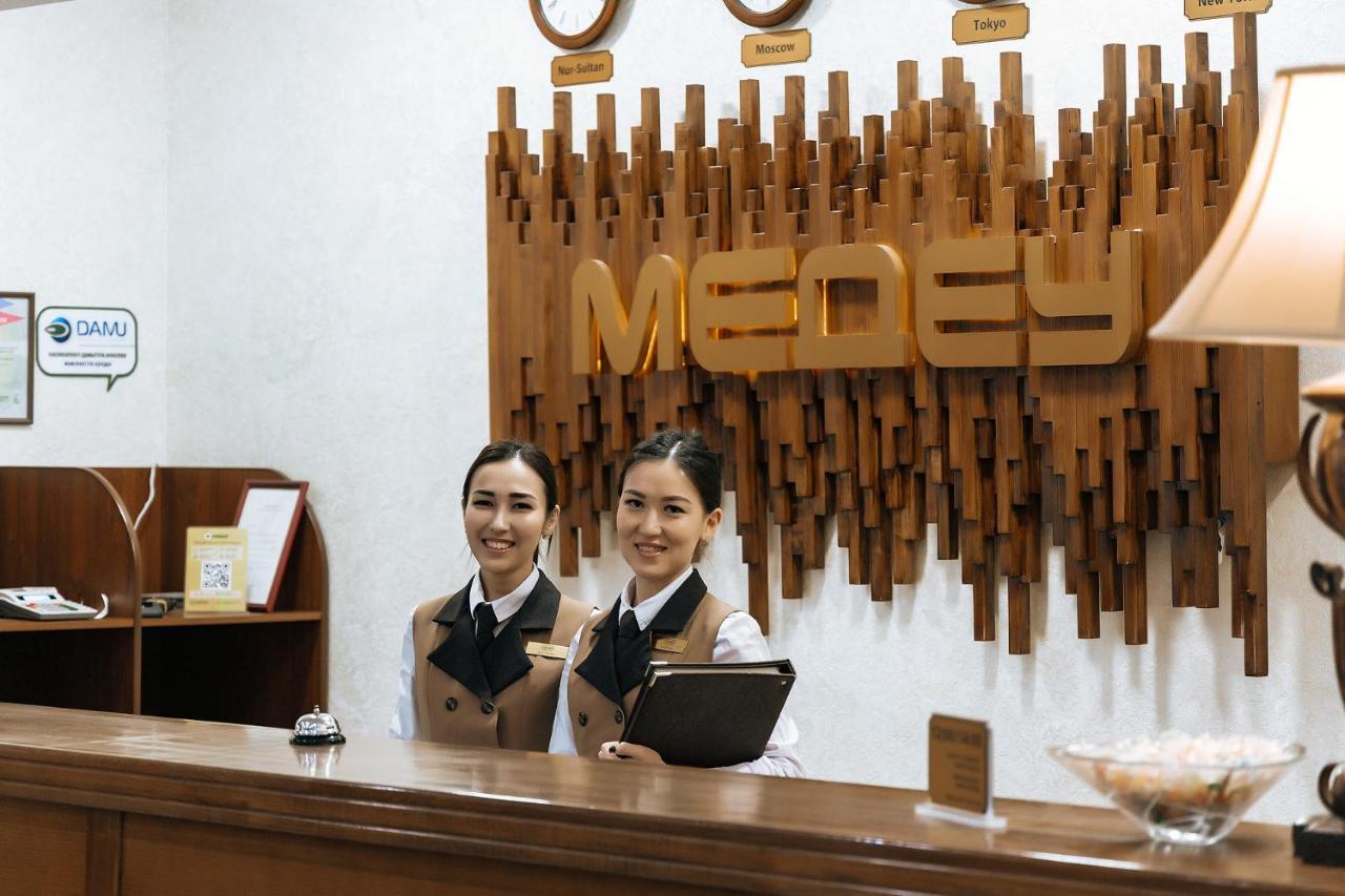 Medeu Hotel คอสตาเนย์ ภายนอก รูปภาพ